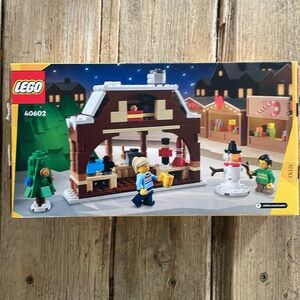 Lego Creator 8+ Winter Market Stall
40602